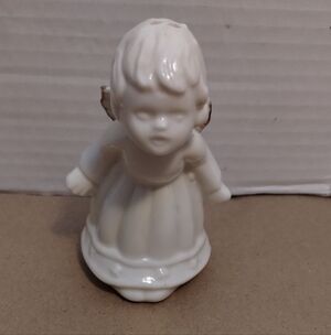 Kissing Angel Ceramic Salt/Pepper Shaker